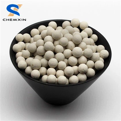 Alta fuerza de aplastamiento 3-50 mm 23-30% Bola de cerámica de alúmina inerte